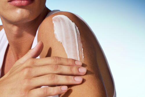 เคล็ดลับผิวสวยหน้าหนาว ปกป้องและฟื้นบำรุงผิวอย่างตรงจุด