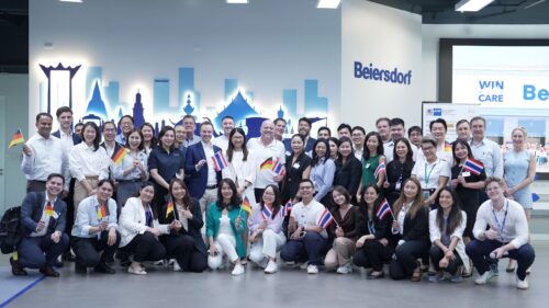 เปิดโรงงานไบเออร์สด๊อรฟ (ประเทศไทย) ต้อนรับหอการค้าเยอรมัน-ไทย